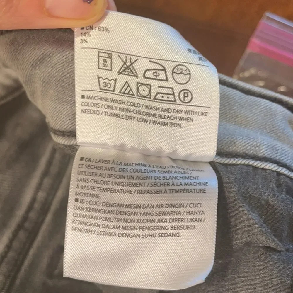 Old Navy Rockstar Mid Rise gray jeans - Picture 10 of 11